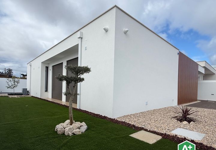 Villa i Salir do Porto, Leiria, Salir do Porto - € 537.000 | Ref: RV2781-T2CV - foto 1